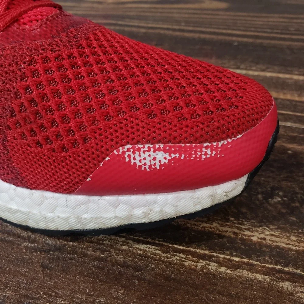 Adidas Running Shoes Mens 9.5 UltraBoost Red Good BB3930 Athletic Sneakers